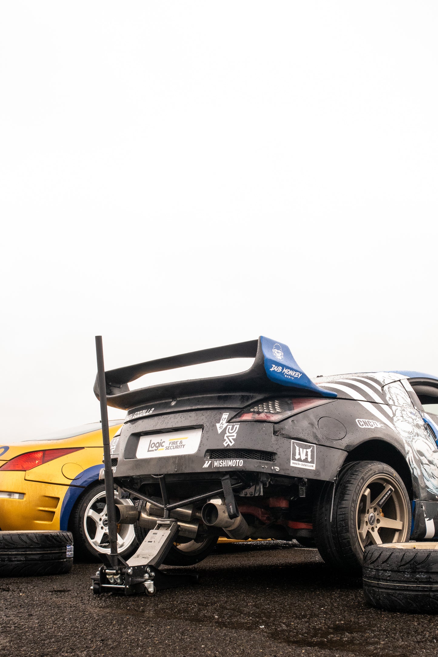 Barre de protection arrière et point de levage Nissan 350z